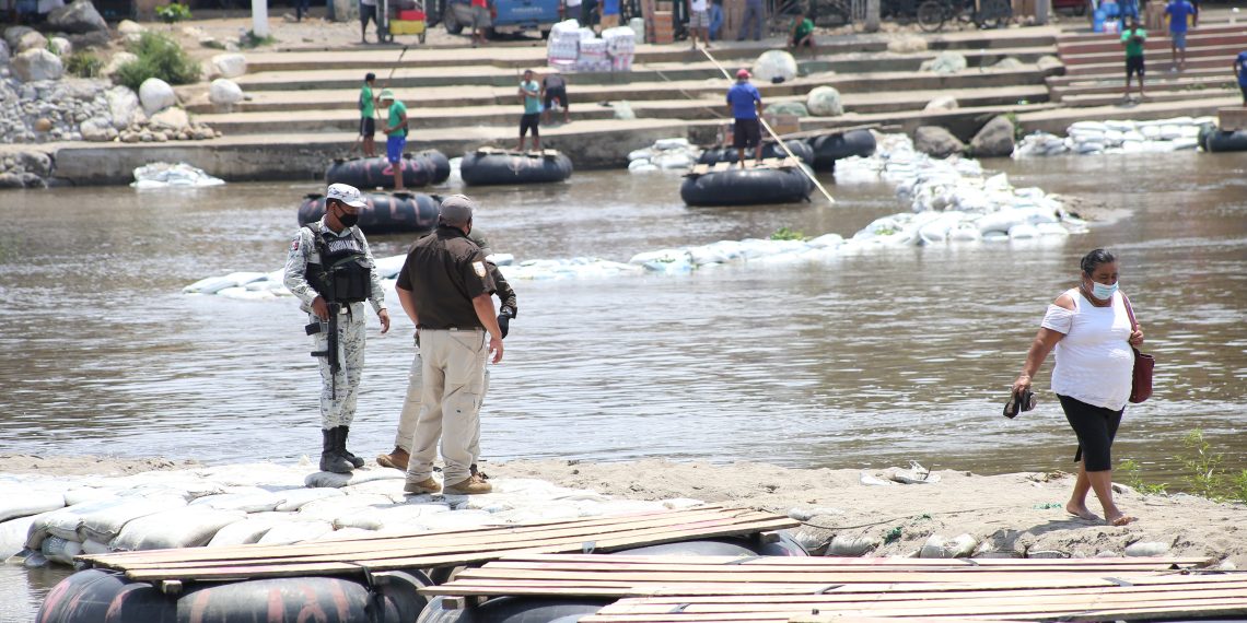 Tráfico ilegal de azúcar marca tendencia a la baja en su costo