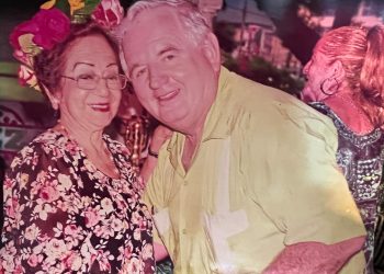 Gloria, reina que guarda la memoria de la Marimba