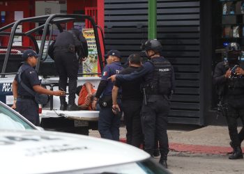 Exigen freno a violencia de policías en Tapilula