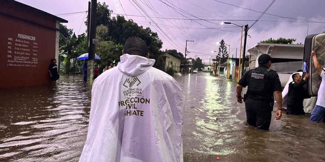 Lluvia atípica deja severas inundaciones en Suchiate