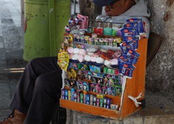 La precariedad laboral golpea a tercera edad
