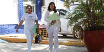 Miles de médicos jóvenes, fuera del sistema de salud