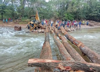 Puente comunitario nace del abandono en Chicomuselo
