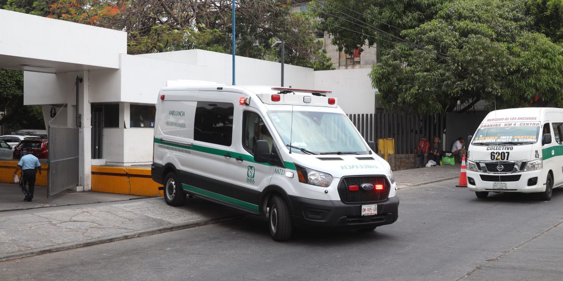 Desorden vial obstaculiza las labores de emergencia