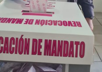 Congelan reforma para mover revocación de mandato a 2027