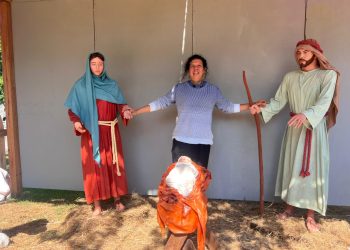 Daniel Salomón da vida a esculturas monumentales