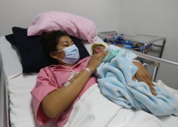 Inmadurez física dispara embarazos de alto riesgo