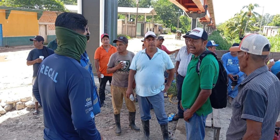 Productores frenan obra de la Línea K en Suchiate
