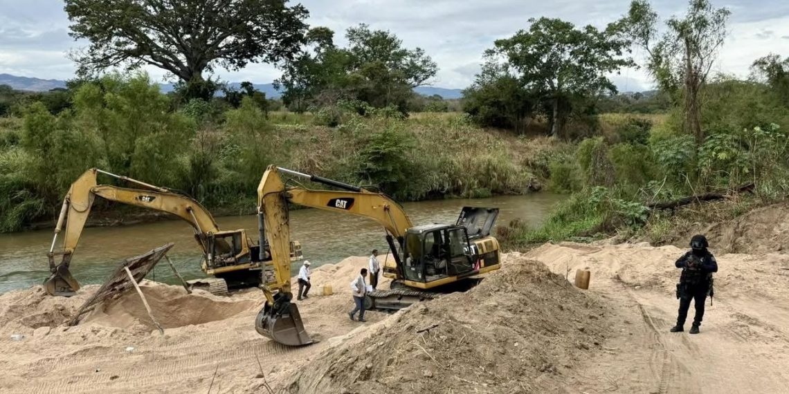 Extracción ilegal deja daño severo en el río Suchiapa