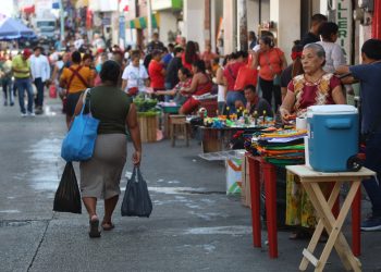 Solo 10% de chiapanecos verá impacto del alza salarial 2026