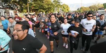 Junto a atletas, ERA participa en Carrera del Parachico 2026