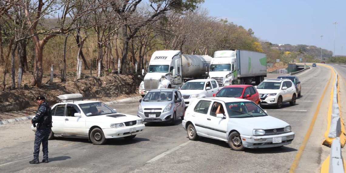 Retenes estatales vulneran derechos de automovilistas