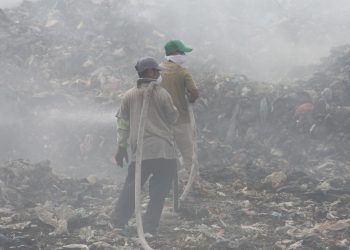 Basurero en llamas presiona la salud pública de Tapachula