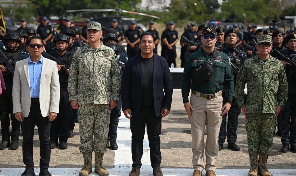 ERA entrega armamento a corporaciones de seguridad