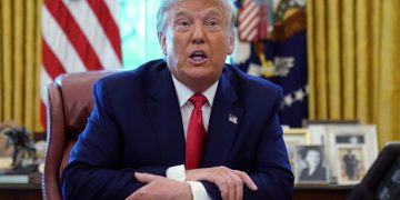 Revocan aranceles de Trump contra Canadá