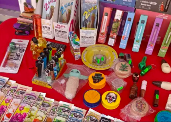 Mercado negro de vapeadores crece tras la prohibición total