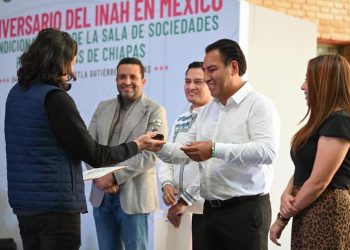 El gobernador destaca labor del INAH y el patrimonio histórico 