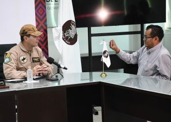 Ángel con Diabluras