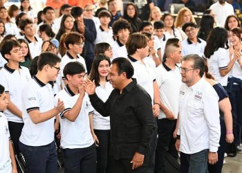 Ángel con Diabluras