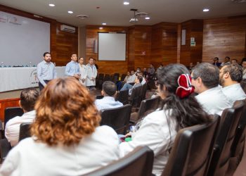 ISSTECH sostiene diálogo sobre mejoras estratégicas