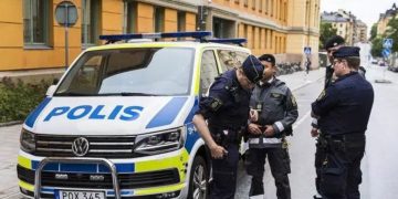 Suecia aumentará deportaciones de inmigrantes con delitos