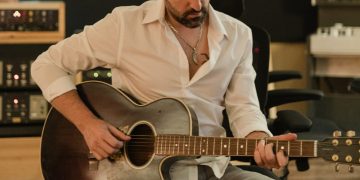 Azier presenta “Luz de Fondo”, antesala de su próximo disco