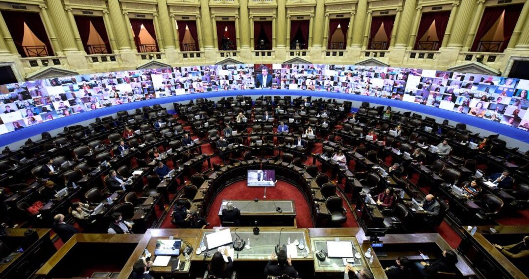 Congreso aprueba polémica reforma laboral de Milei