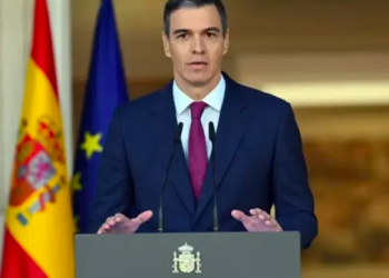 “No a la Guerra”, responde Pedro Sánchez a Donald Trump
