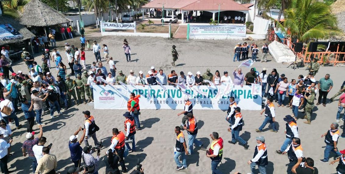 Gobernador da inicio a Operativo Playas Limpias en Puerto Arista