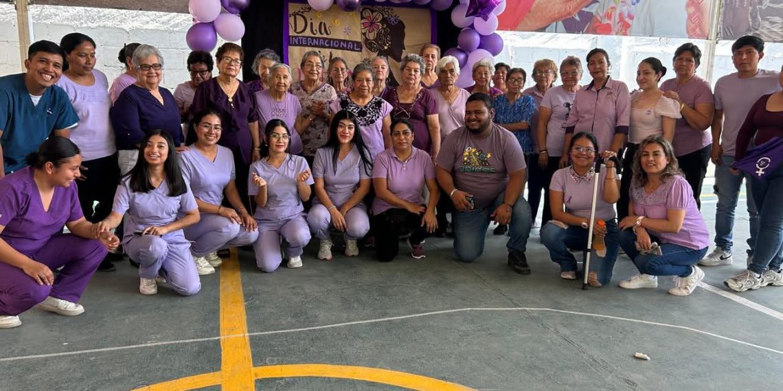 Casa Geriátrica conmemora Día Internacional de la Mujer