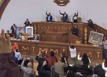 Venezuela aprueba ley de minas en primer debate