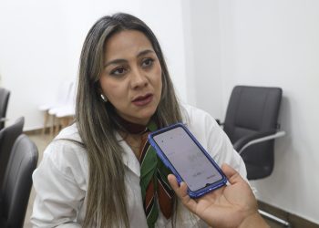 La presidenta del Congreso denuncia violencia política