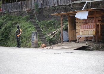 Combustible irregular cruza por río Suchiate