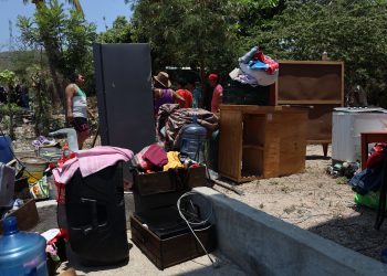 Tapachula enfrenta una ola de despojos