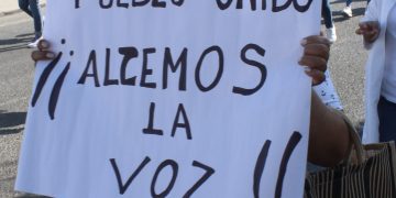 Personal de enfermería exige el pago de salarios