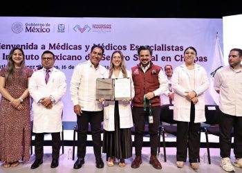 ERA y Zoé Robledo dan bienvenida a especialistas del IMSS Chiapas