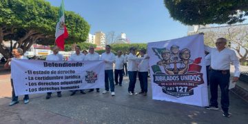 Los jubilados de CFE estallan contra reforma al artículo 127