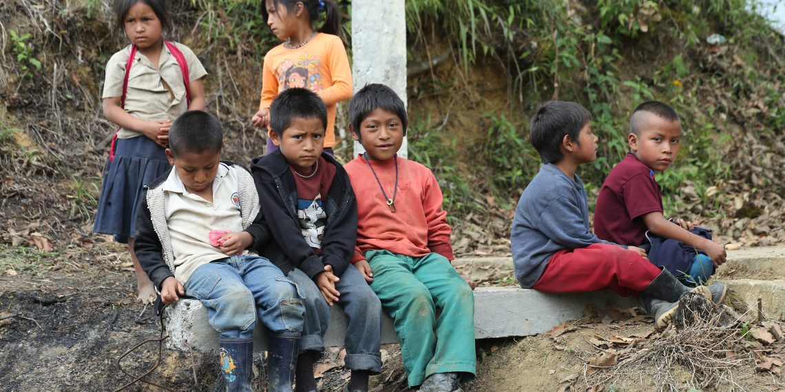 Alimentación precaria perpetúa rezago social