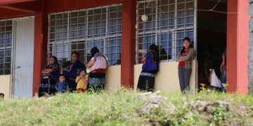 Faltan maestros en zonas indígenas de la entidad